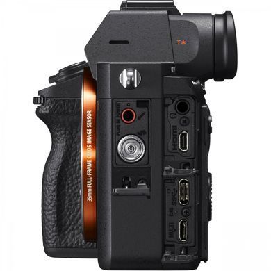 Фотоапарат Sony Alpha A7R III body (ILCE7RM3) UA