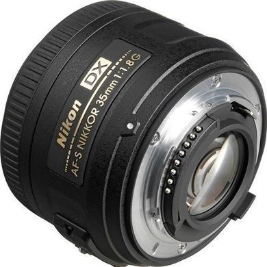 Об'єктив Nikon AF-S DX Nikkor 35mm f/1.8G, От магазина