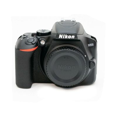 Дзеркальний фотоапарат Nikon D3500 body