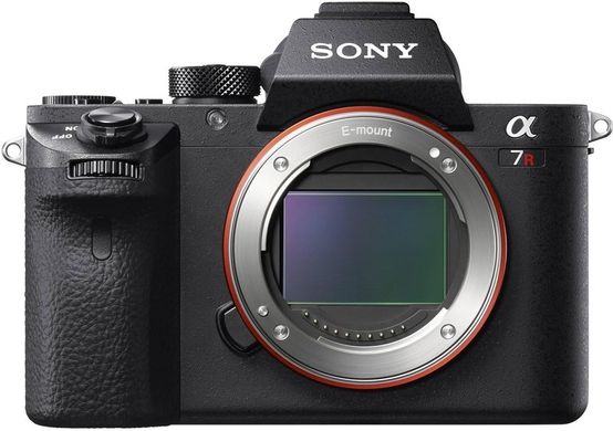 Бездзеркальный фотоаппарат Sony Alpha A7R II body