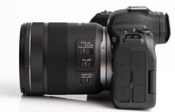 Фотоаппарат Canon EOS RP + Canon RF 85mm f/2 Macro IS STM