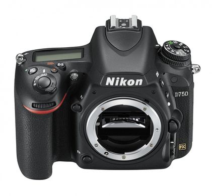 Дзеркальний фотоапарат Nikon D750 body