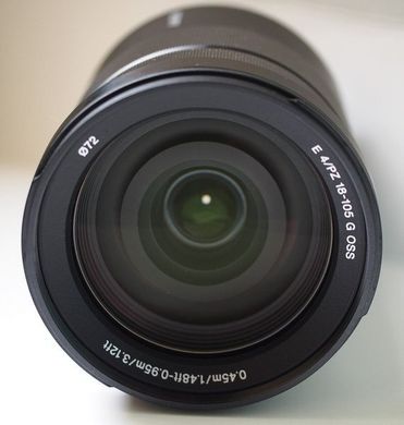 Об'єктив Sony E PZ 18-105 mm f/4.0 G OSS (SELP18105G.AE)
