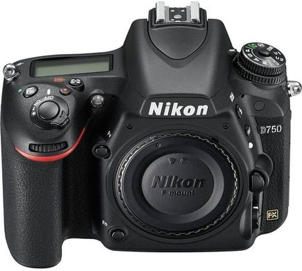 Зеркальный фотоаппарат Nikon D750 body UA