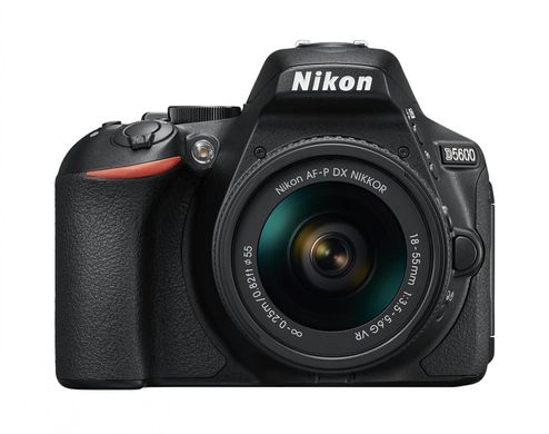 Дзеркальний фотоапарат Nikon D5600 kit (18-55mm VR)