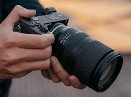 Объектив Tamron 17-70mm f/2.8 Di III-A VC RXD (Sony E)