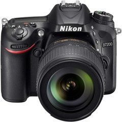 Дзеркальний фотоапарат Nikon D7200 kit (18-140mm VR)