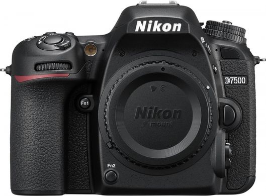 Дзеркальний фотоапарат Nikon D7500 kit (18-105mm VR)